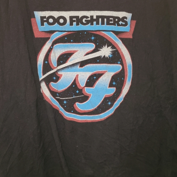 Black Foo Fighters Tshirt | Poshmark